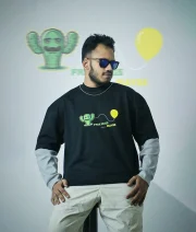 Free Hug-Front Print Double Sleeve Drop Shoulder T-Shirt - Image 2